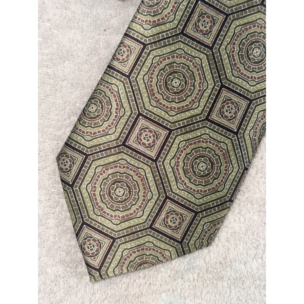 Jos A Bank Executive Collection Silk Tie Olive Green Geometric Medallion Print